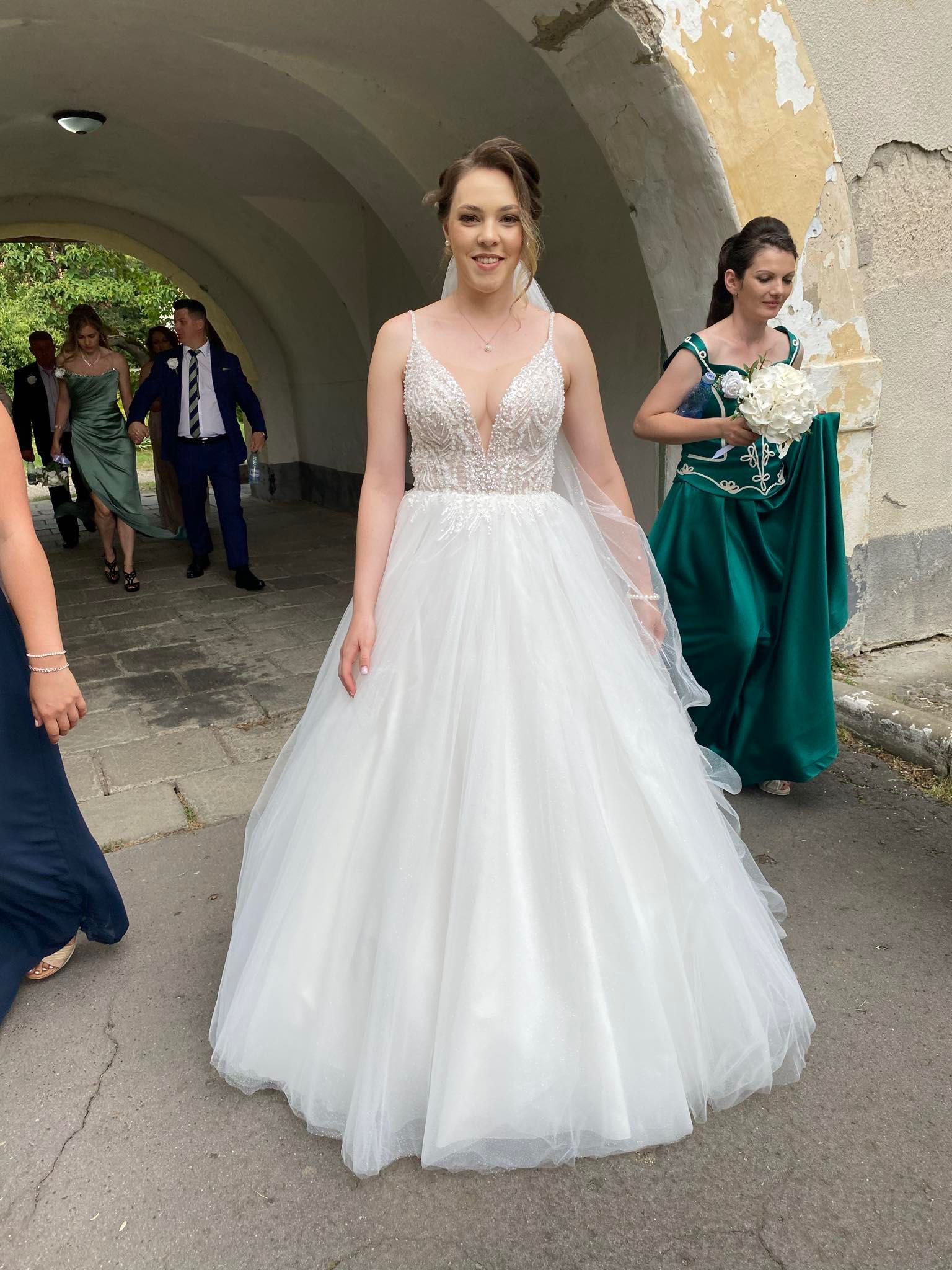Rochie de mireasa stil
