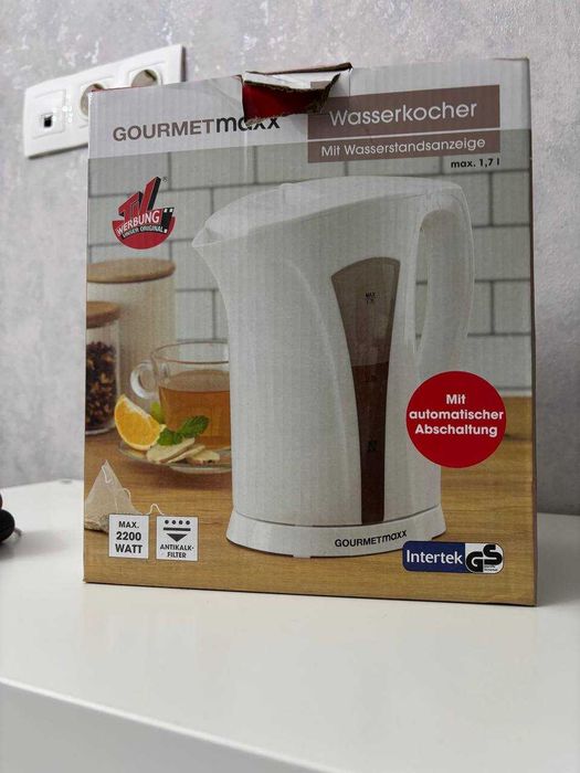 Продам электрический чайник