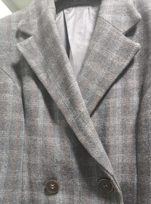 Продается пальто