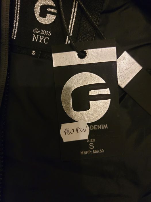 Vand Sau Schimb Cu Diverse, Haine Originale Guess Noi Preturi Mici