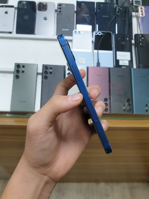 Iphone 12 sotiladi