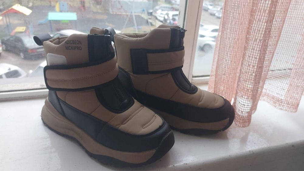 Сапожки для девочки