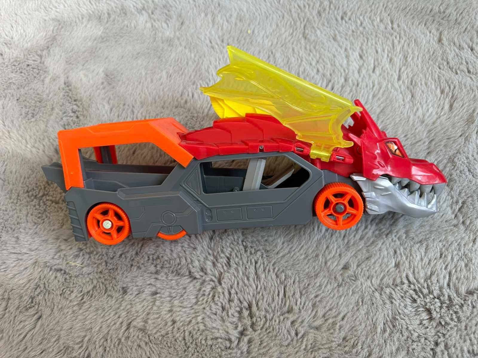 HOT WHEELS TRUCKS Автовоз дракон с количка _исползвано