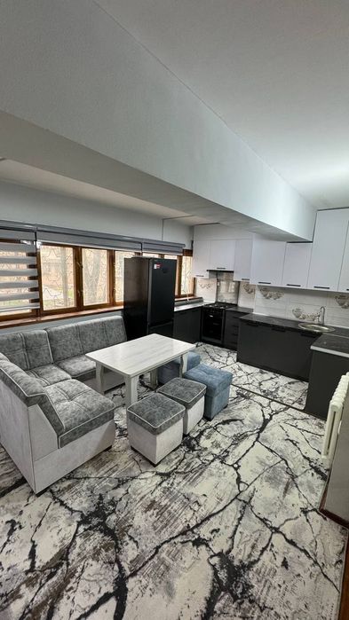 Сотиладиган уй бор сквер Ц1 срочно