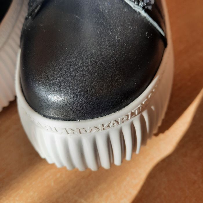 Оригинални обувки на Karl Lagerfeld