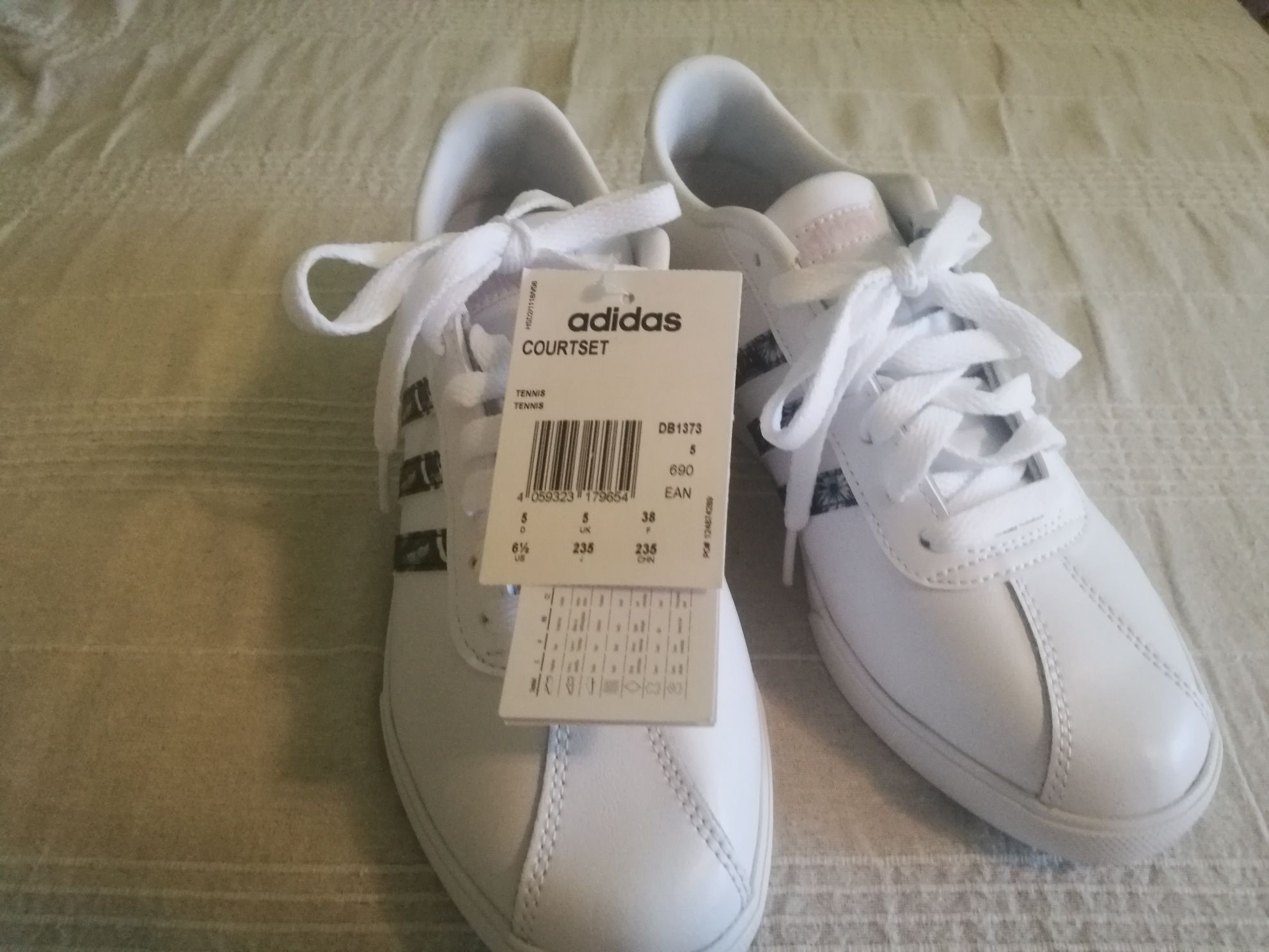 Маратонки Adidas Courtset