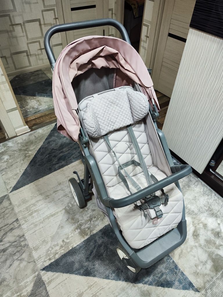 Продам коляску Eurocart розового цвета