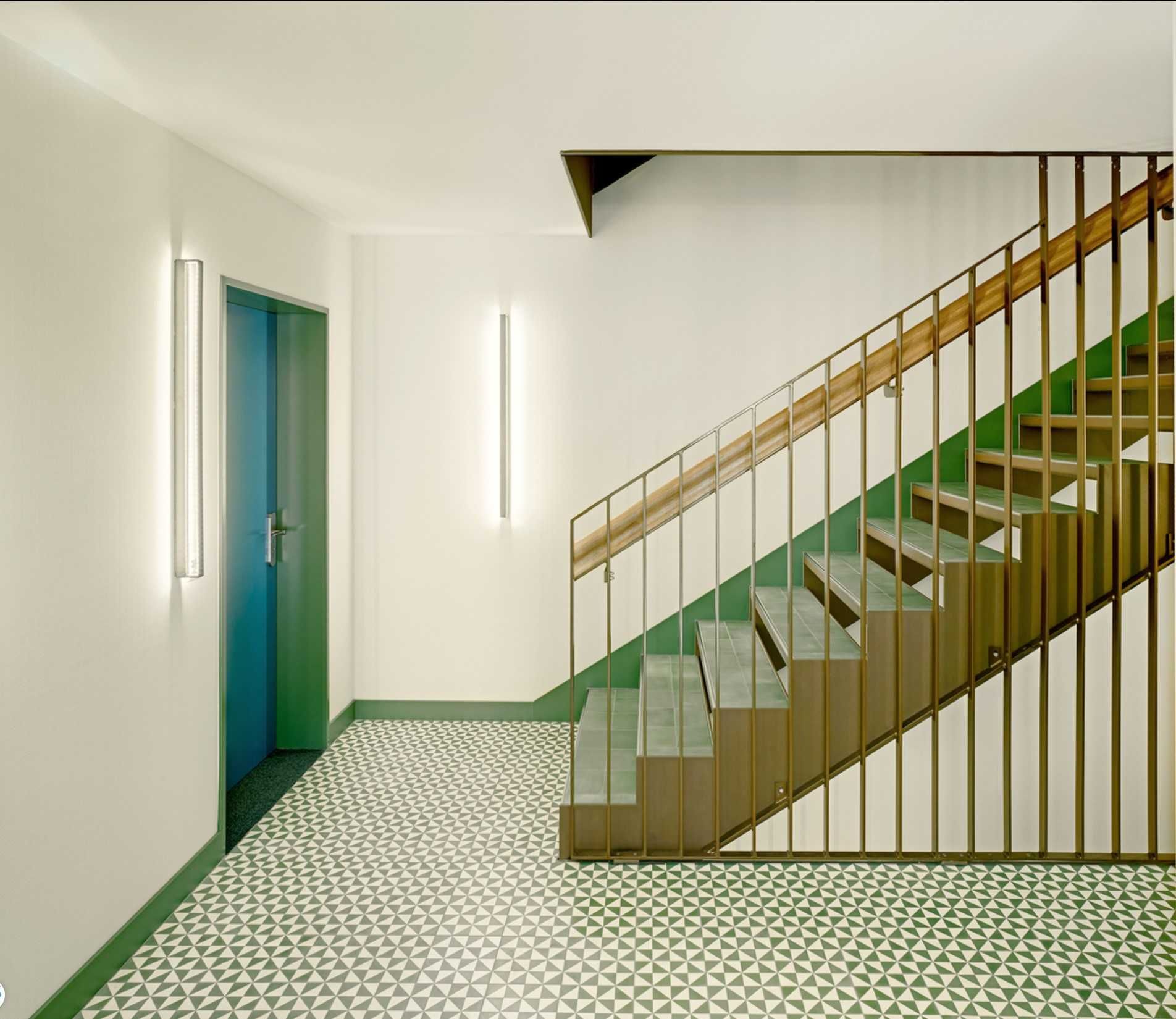 Zugrăvire profesională apartamente, scări de bloc București Renovision