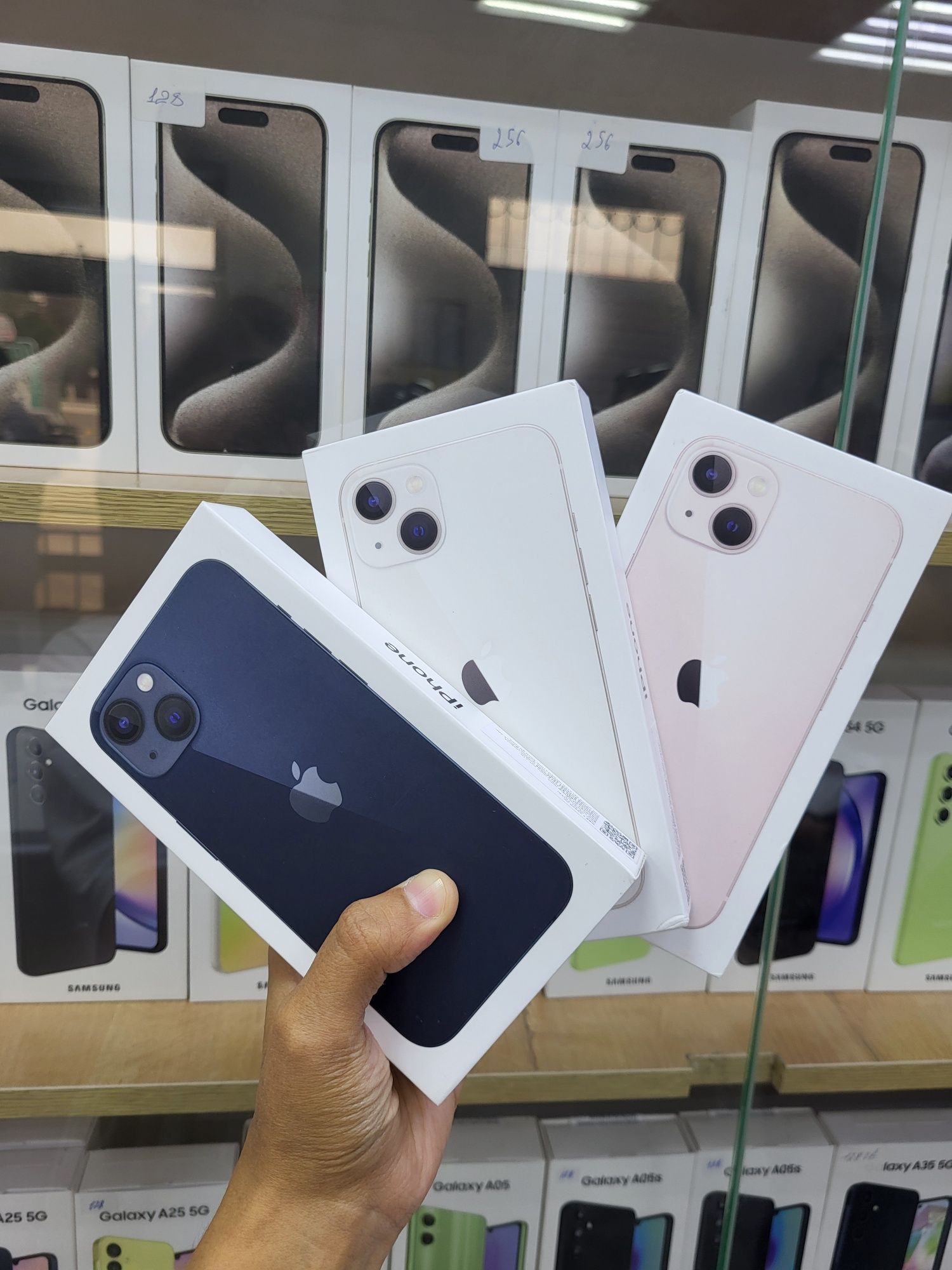 Iphone 13 память:128гб