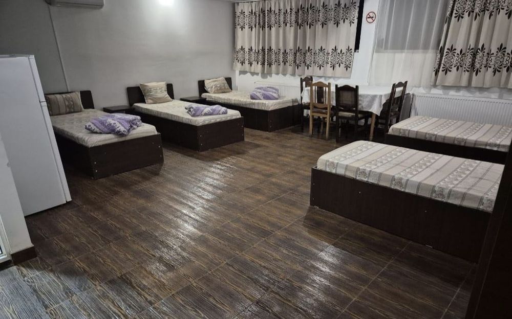 Pensiune ofera cazare pentru echipe de muncitori!!