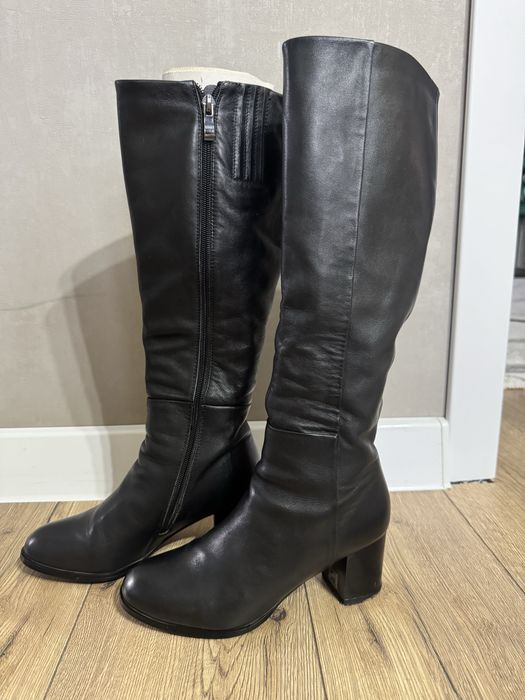 Сапоги черные в хорошем состоянии