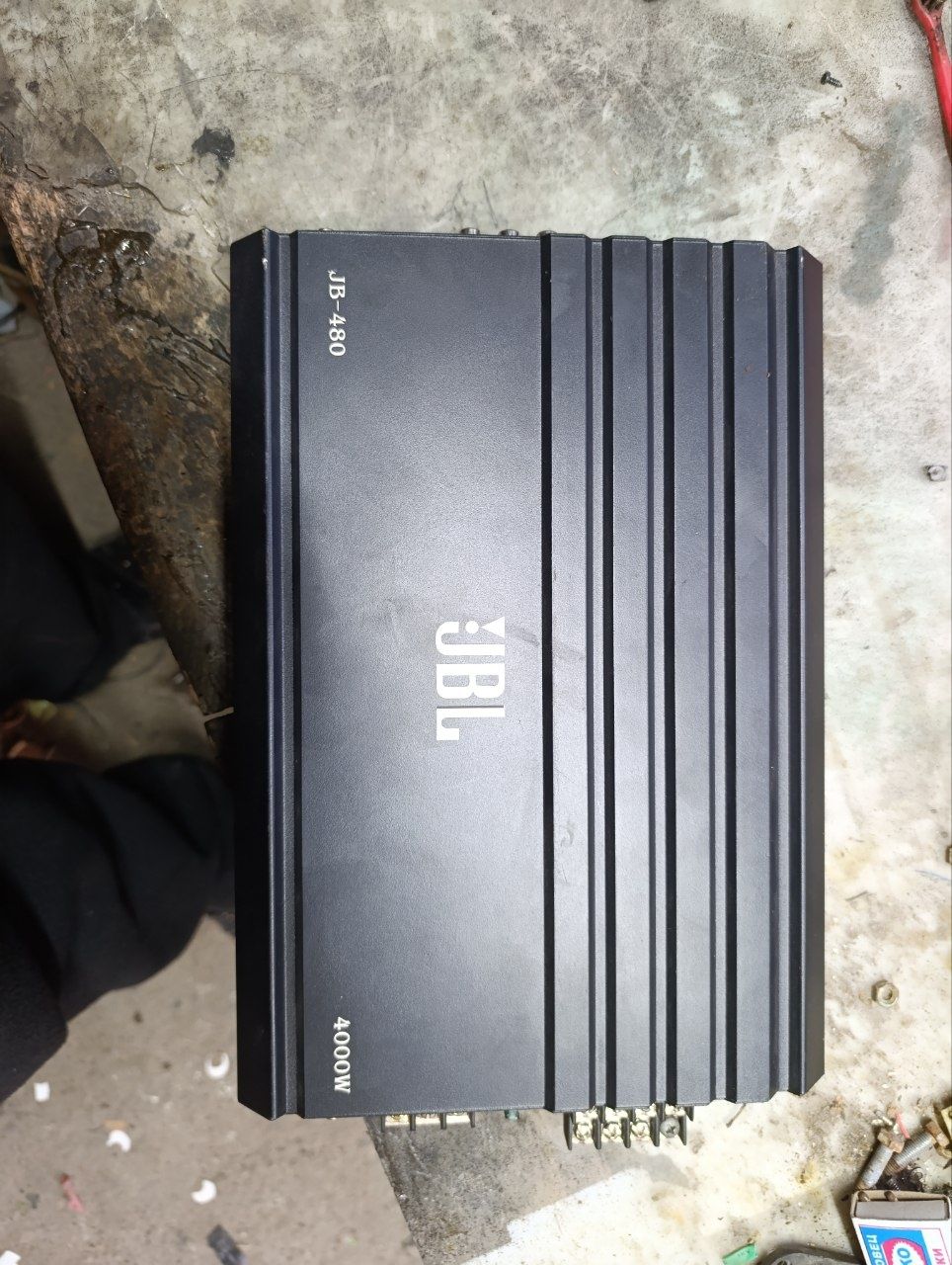 Uslitel 4 kanal 4000wat