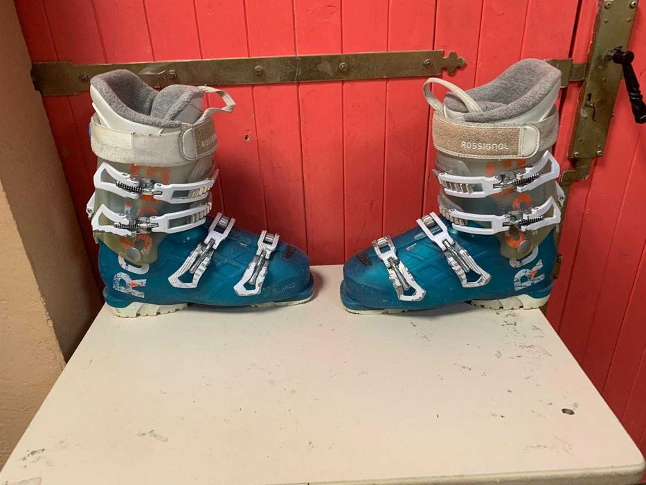 Clapari ski schi Rossignol All Track marime Eur:39.5 Mondo:25.5
