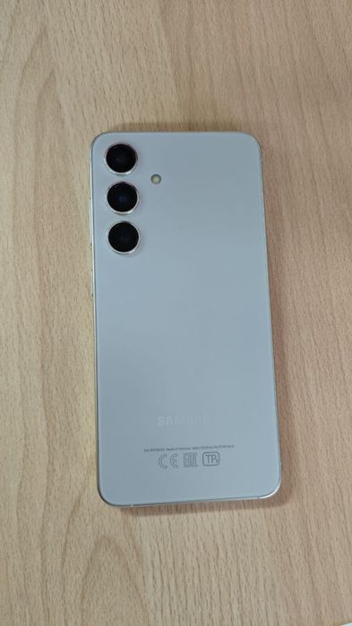 Samsung s24 экран без царапин