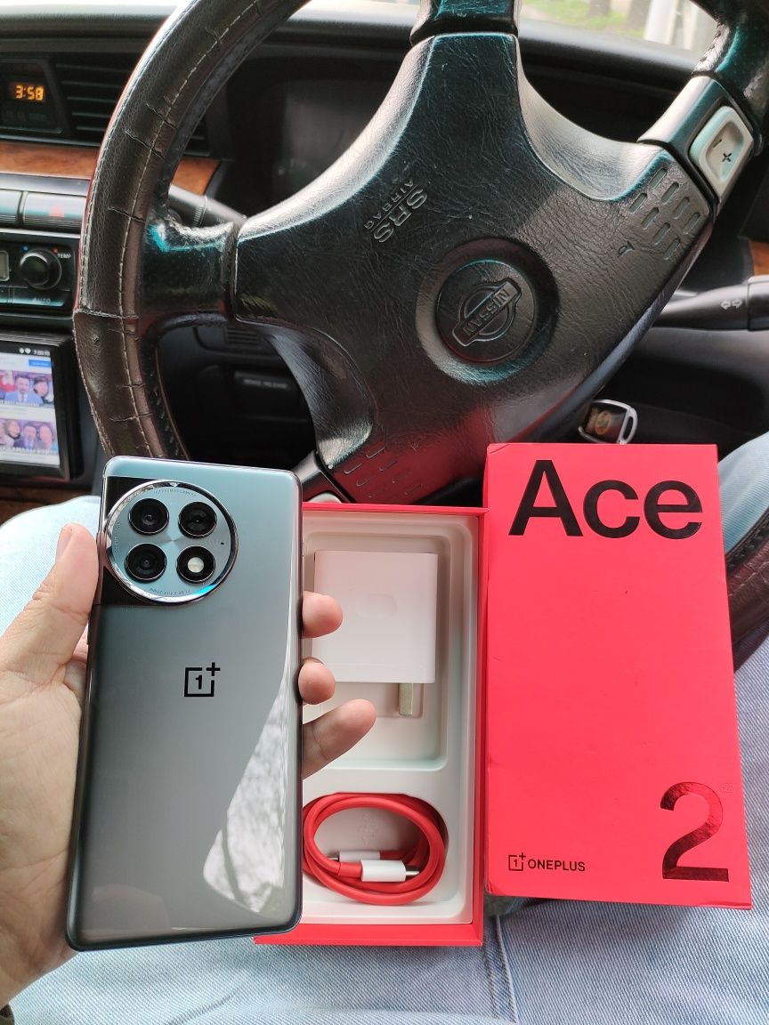 One plus Ace 2 pro 16/512