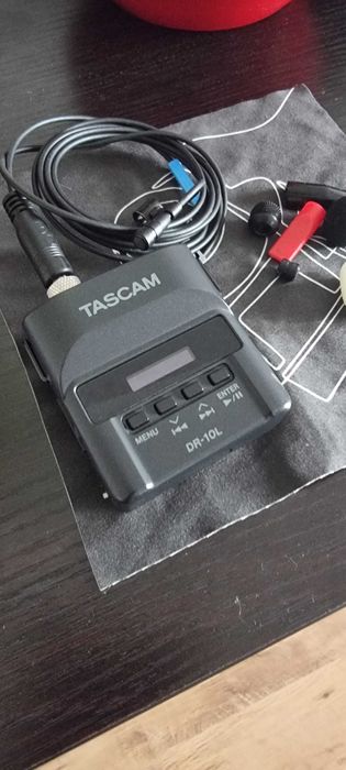 Lavaliera Sennheiser MKE2-EW Black + reportofon tascam dr-10L.