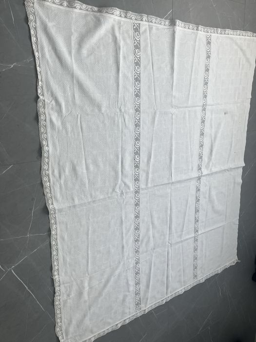 Fata de masa rustica
