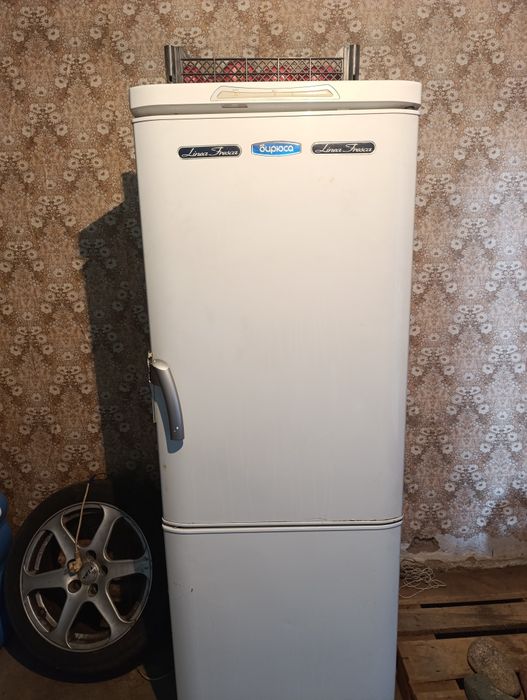 Холодильник буруся