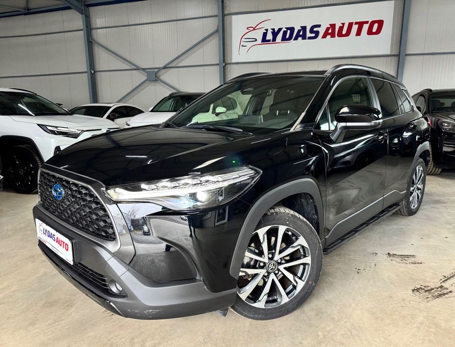 Toyota Corolla Cross Garantie / Finantare / Trapa panoramica