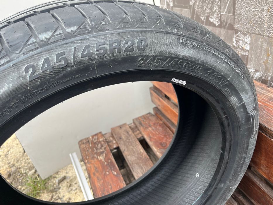 Гуми за джип.Чисто нови