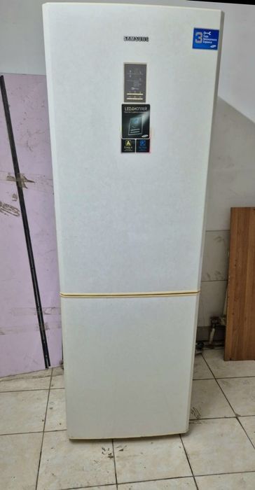 Продам холодильник и много кухонного оборудования