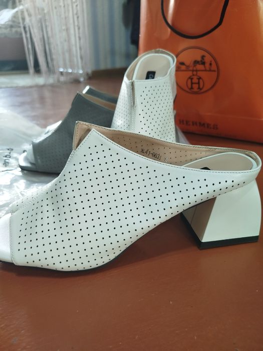 Женские босоножки 37размер