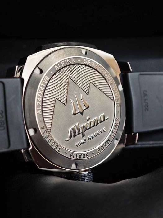 БАРТЕР Alpina Seastrong Diver GMT