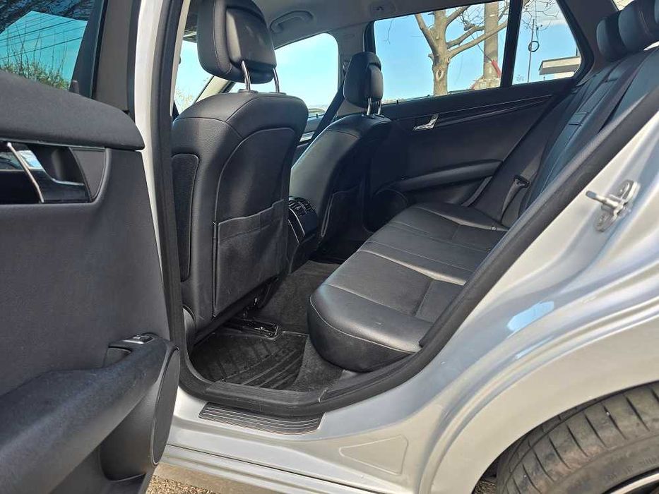 Mercedes C180 Kompresor, Klimatronic, Incalzire scaune, Full options