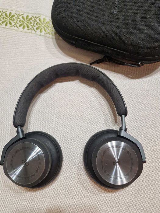 шумопотискащи слушалки bang & olufsen beoplay hx
