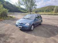 Vand Dacia Logan Prestige 1.6 16V 105 cp, an 2008, pret 2600 Euro neg.