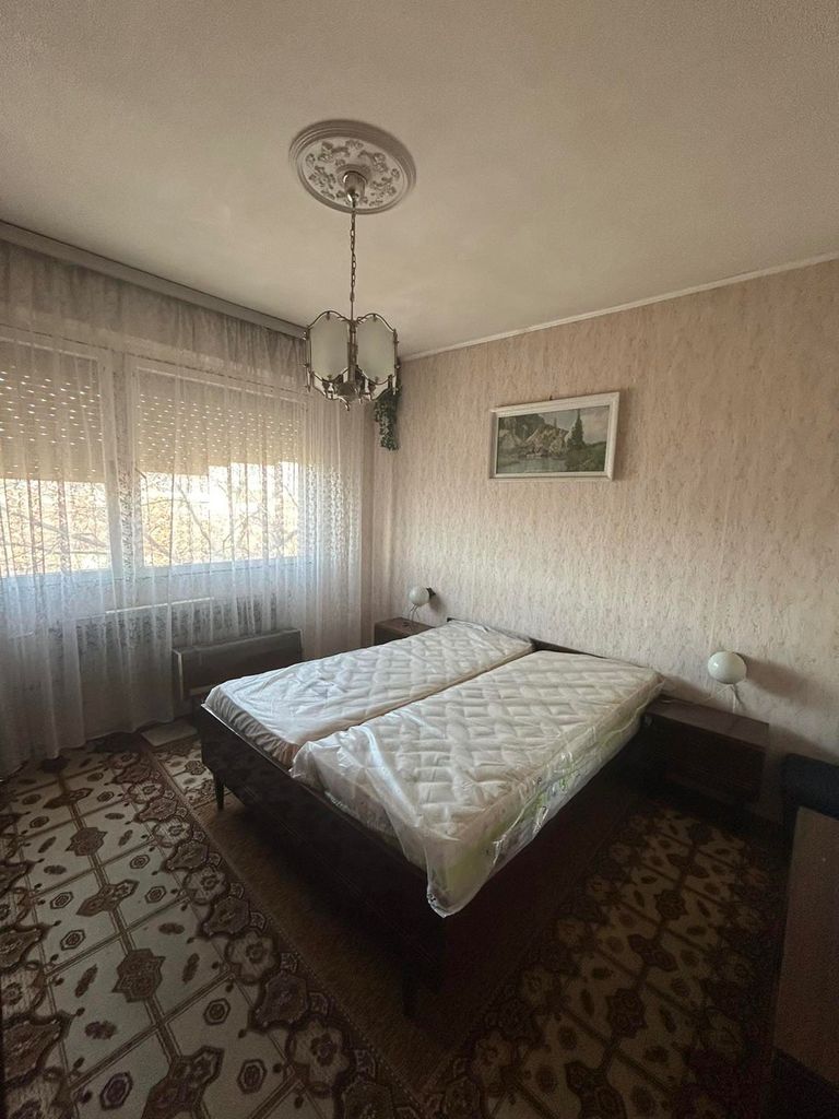 Продава се Тристаен апартамент в Севлиево - 77 кв.м за 709 €/кв.м - Снимка #5