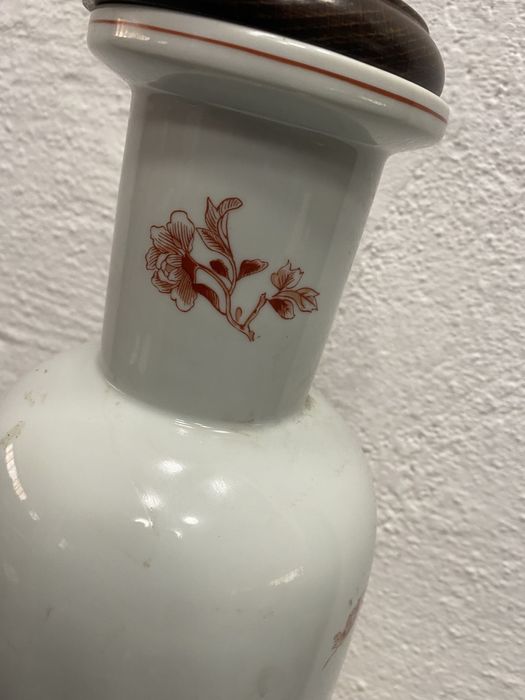 Голяма настолна лампа от порцелан немско производство