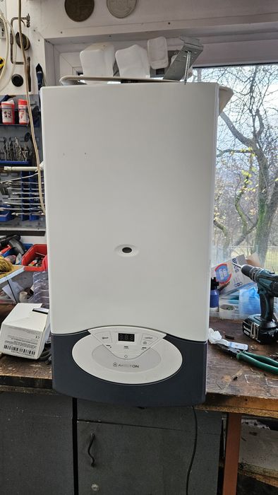 Centrala Aristone defecta