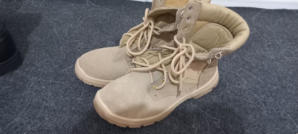 Етик. Сапог 47 48 великан катта размерлар кора американский  сарик.