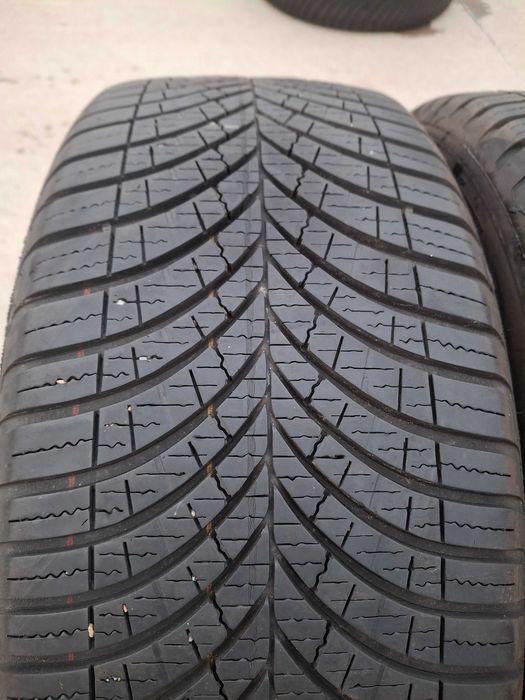 2бр. зимни гуми 225/45/17 Goodyear DOT 0322