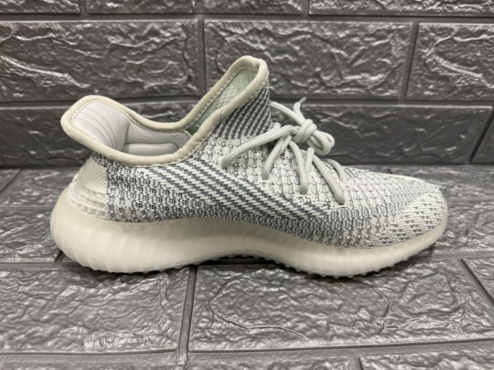 36-45 Yeezy 350 v2 Cloud White Reflective