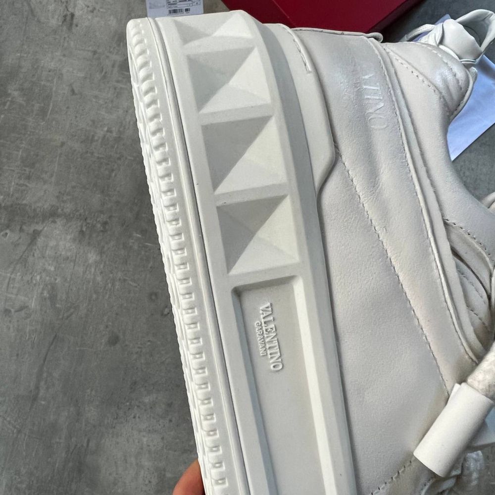 Sneakers Valentino Unisex **36-45** calitate premium