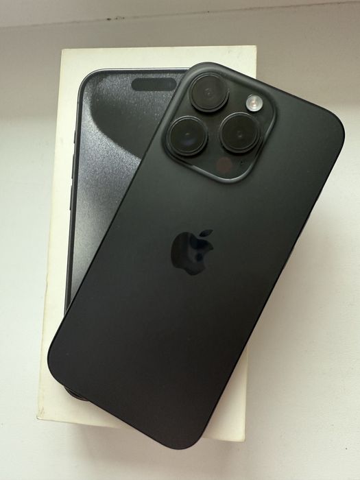 Продам Iphone 15 Pro 128 Gb