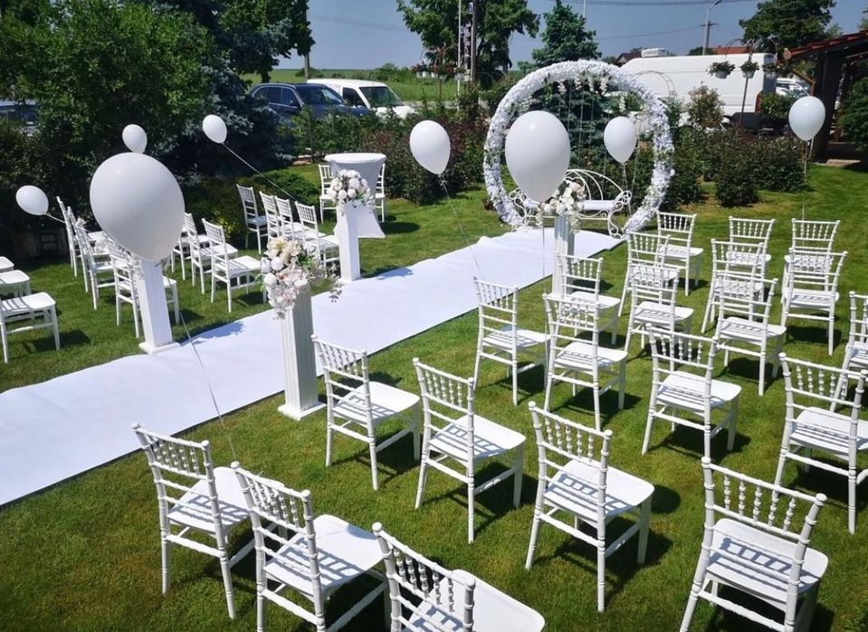Închiriere corturi, mese, scaune, decorațiuni evenimente