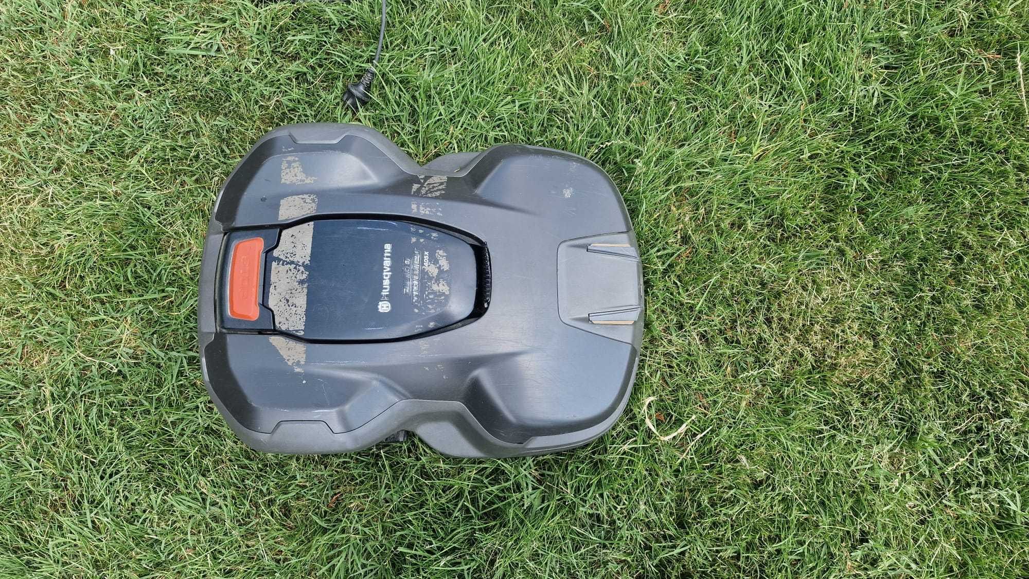 Ofertă robot de tuns gazon Husqvarna Automower 405X!