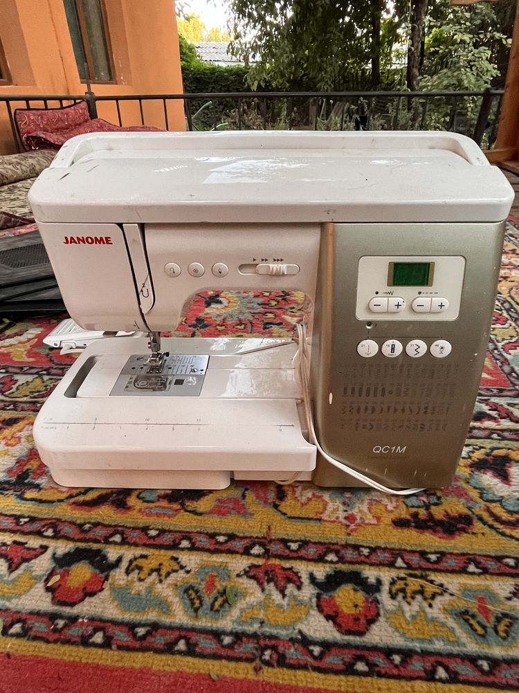 Janome  в рабочем состоянии