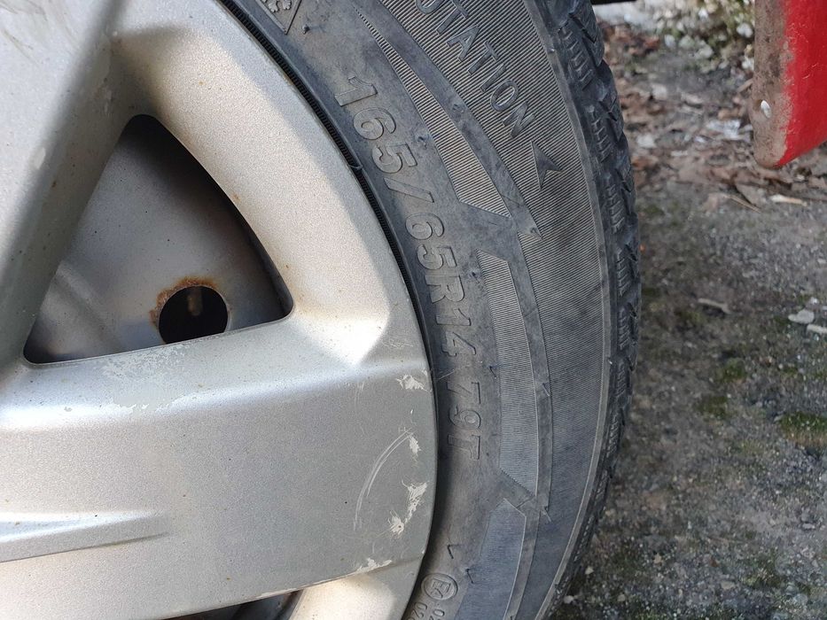 Daihatsu sirion 1.3 103 к.с. 4x4