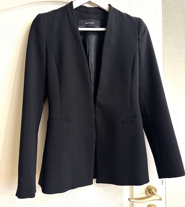 Черно дамско сако Zara размер Xs