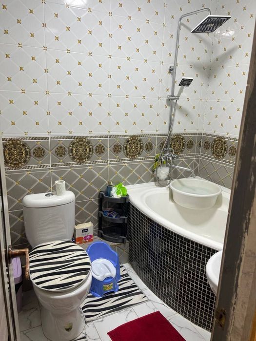 Срочно продаётся квартира 2/2/2 в Мирабадском районе