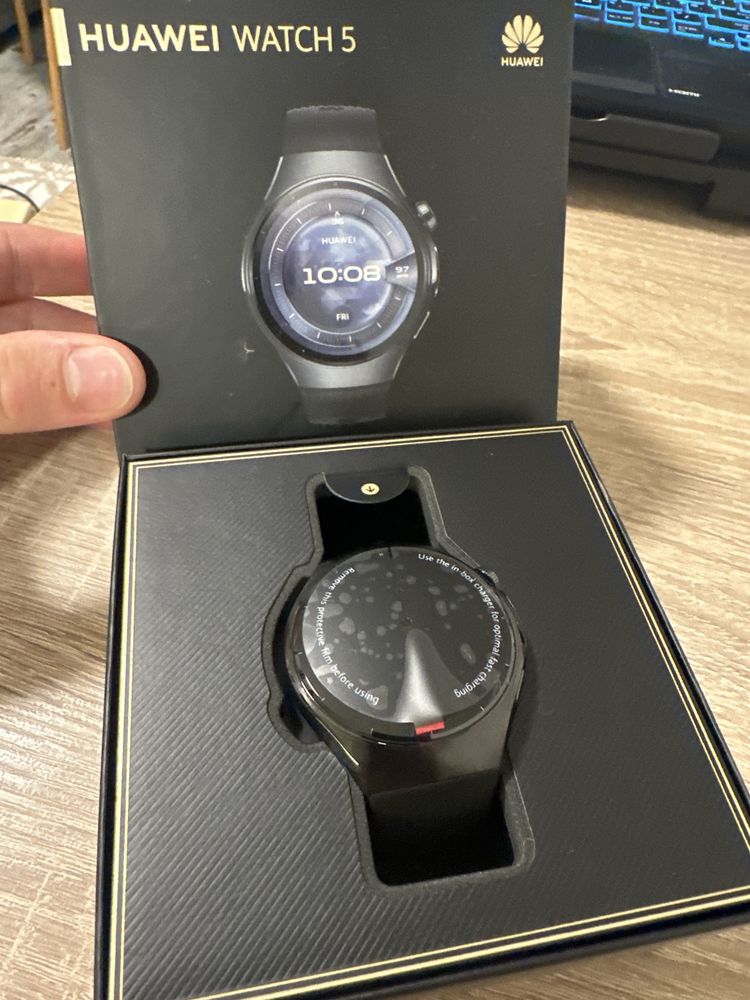 Huawei WATCH 5 smart watch