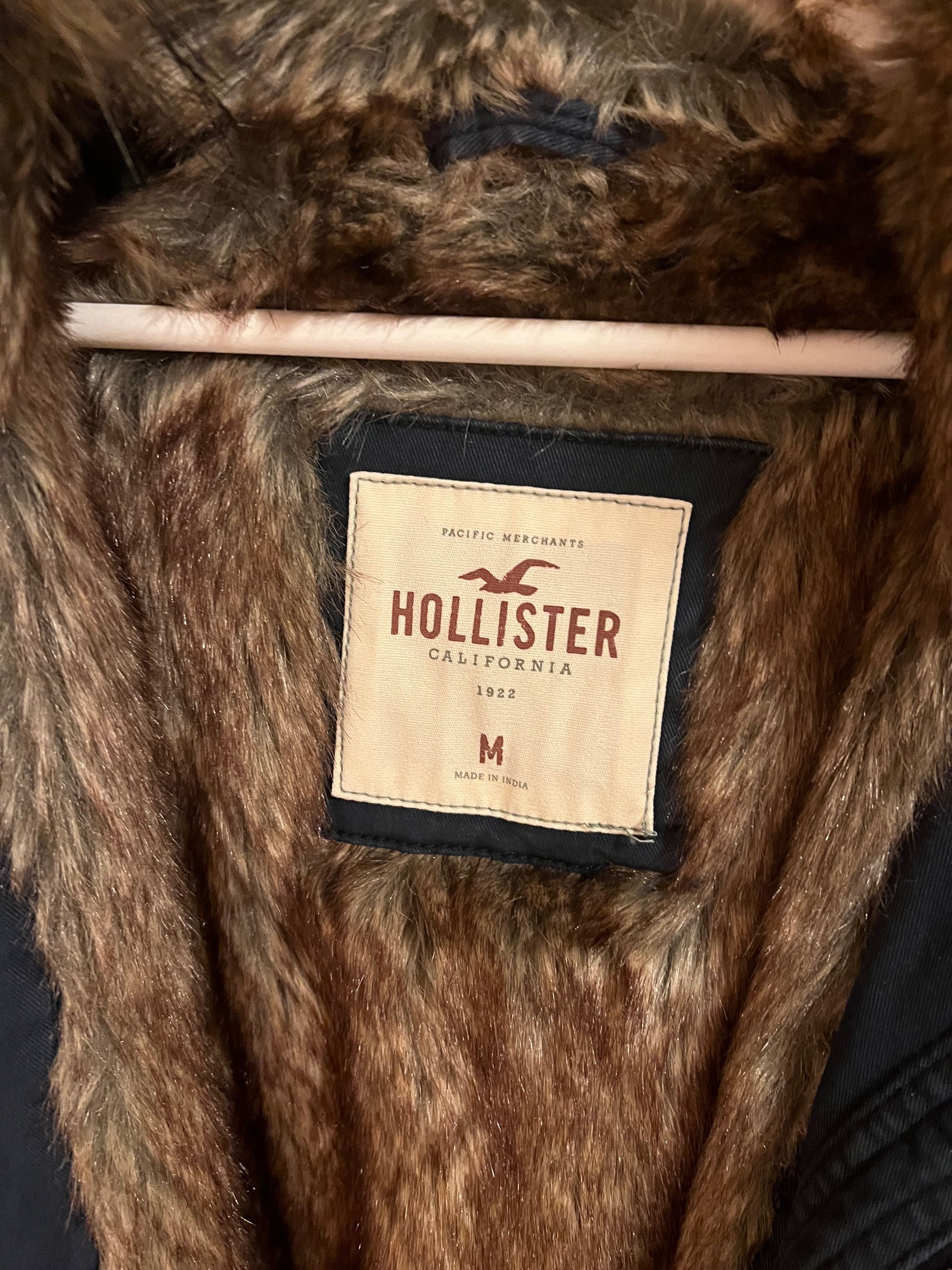 Мъжко зимно яке Hollister