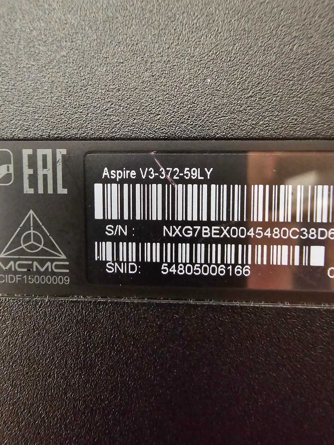 Продавам лаптоп Acer Aspire V3-372-59LY