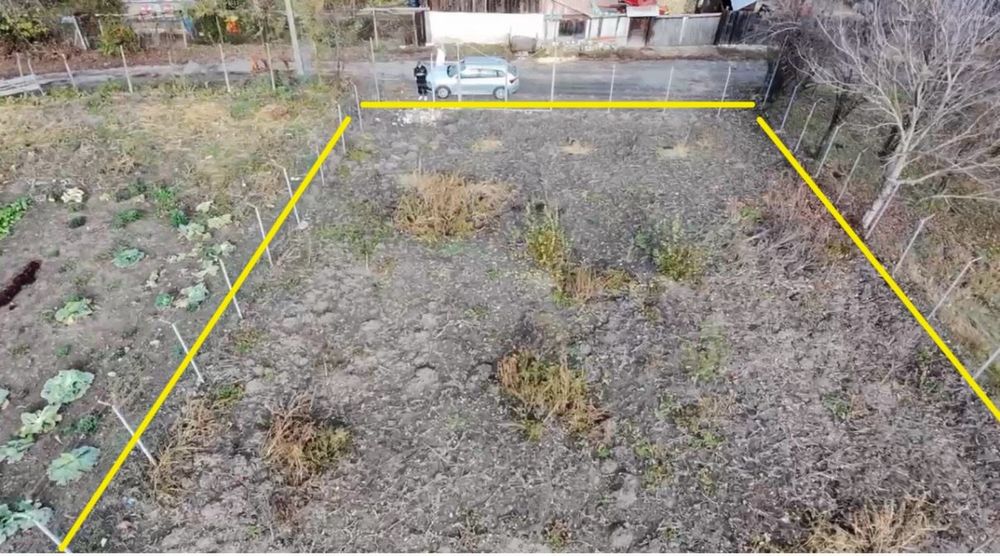 Vând teren intravilan – comuna Loamneș, sat Alămor. 1334 mp