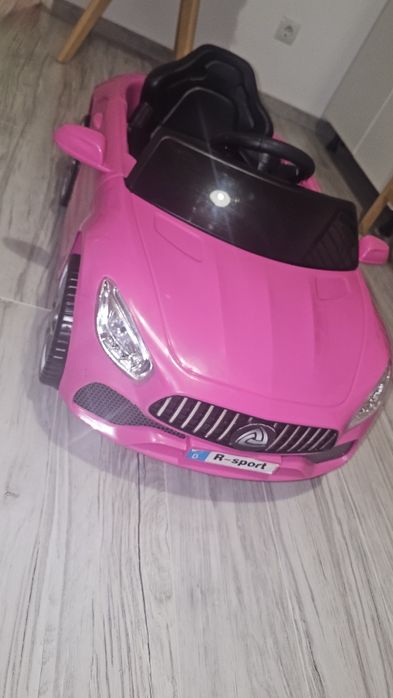 Mașină pentru copii