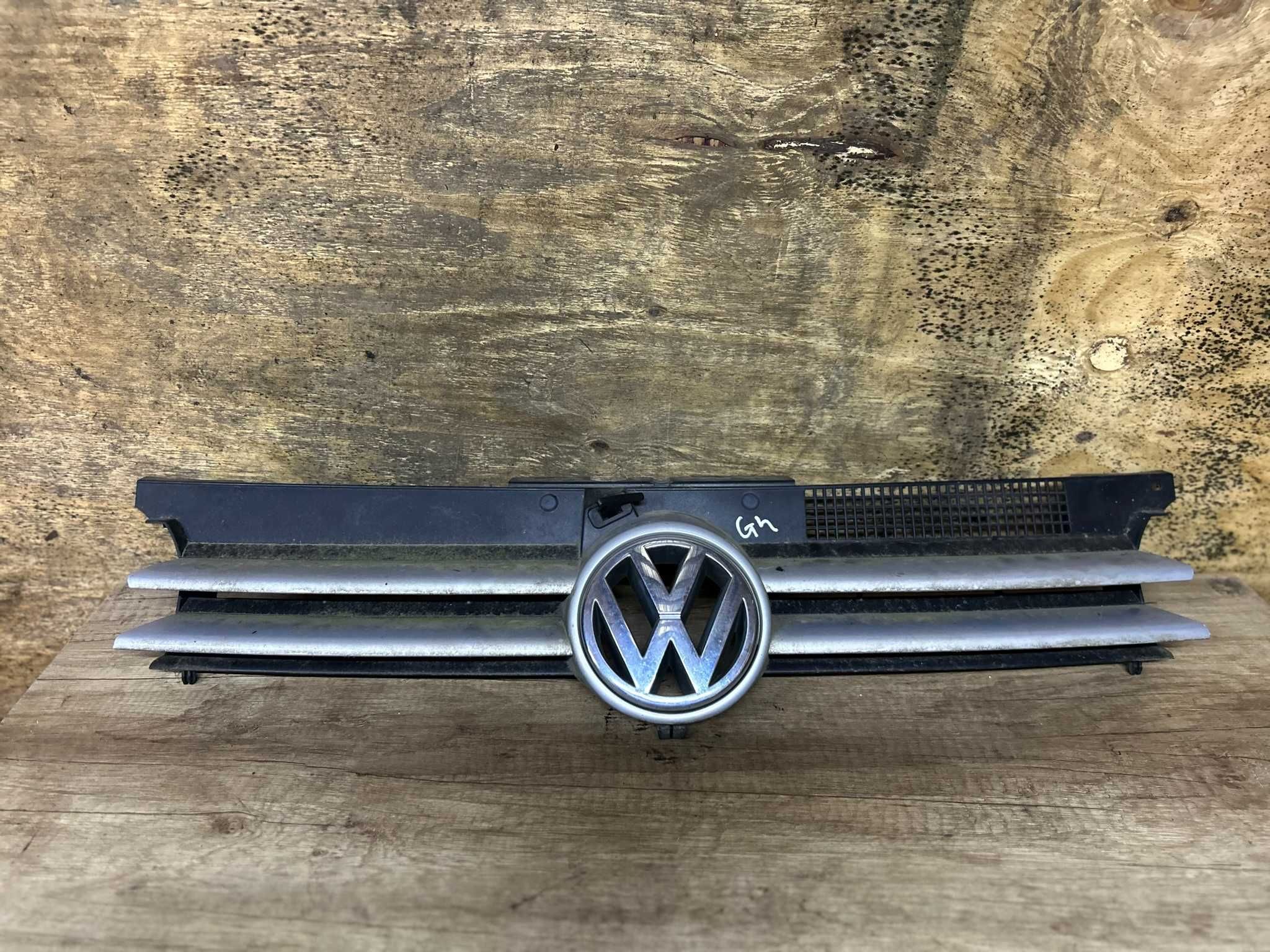 Grila centrala Vw Golf 4 an 1998-2004